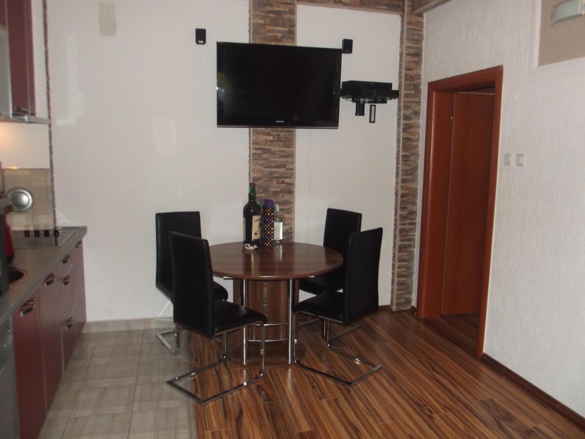 Apartments Ljiljanic ブドヴァ エクステリア 写真
