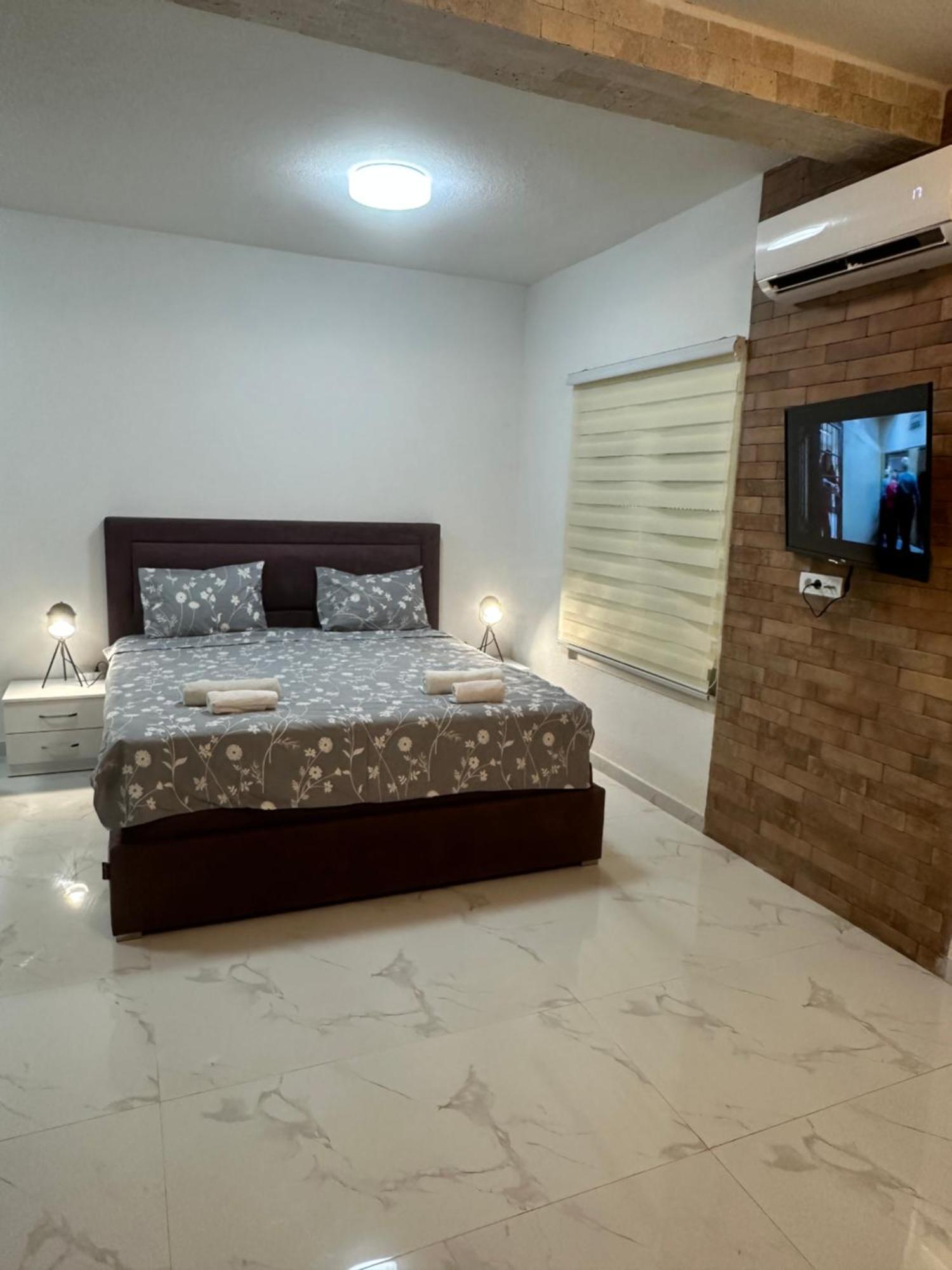 Apartments Ljiljanic ブドヴァ エクステリア 写真