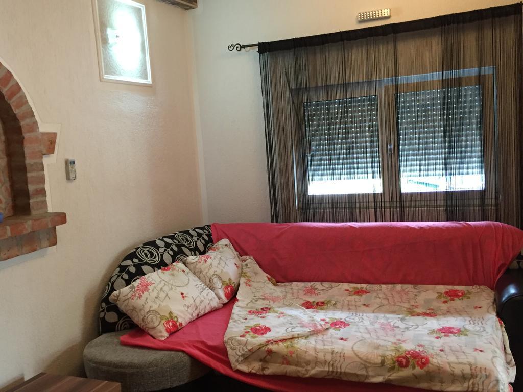 Apartments Ljiljanic ブドヴァ エクステリア 写真